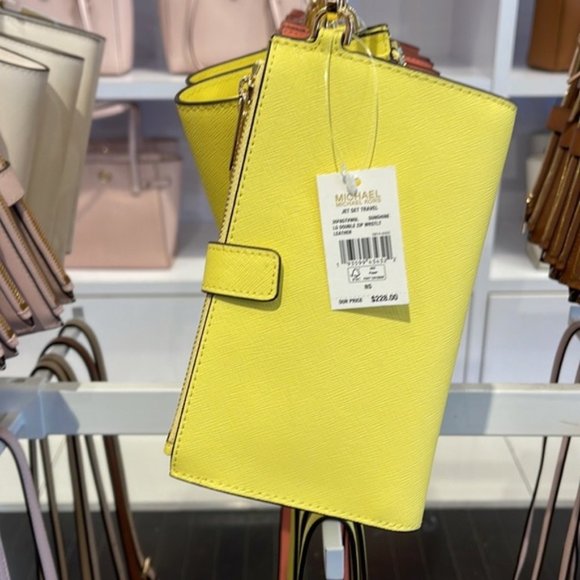Michael Kors Jet Set Travel Large Double Zip Leather Wristlet Sunshine Yellow - Picture 2 of 16